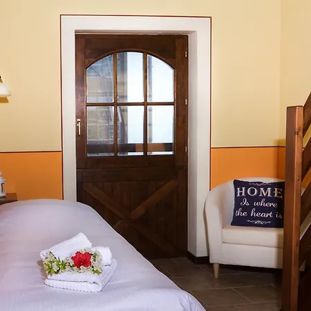 Monteoro Horse Village Guest house Ameno