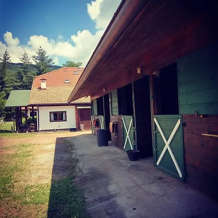Monteoro Horse Village * Ameno